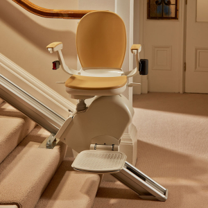 Acorn Stairlift Senior Reviews